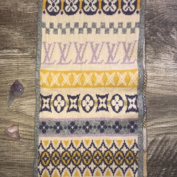 Louis Vuitton - Picture 5 of 7